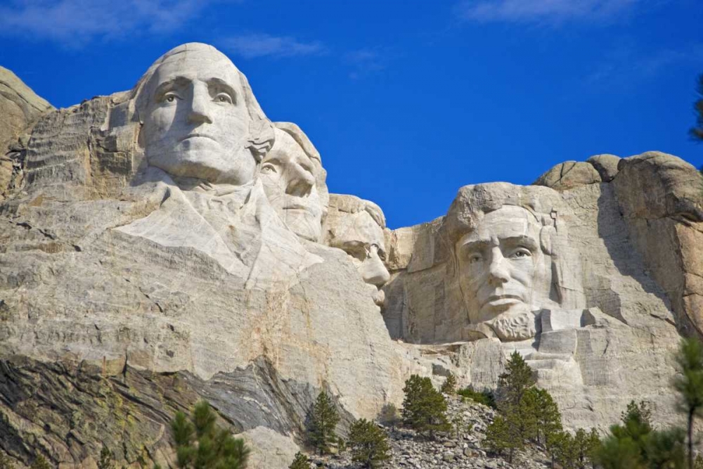 SD, Mount Rushmore in daytime